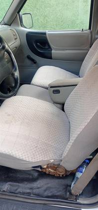 FORD RANGER 2.5 XL 4X4 CS 8V DIESEL 2P MANUAL